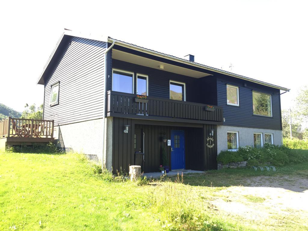 Midt I Lofoten Alstad  Exteriör bild